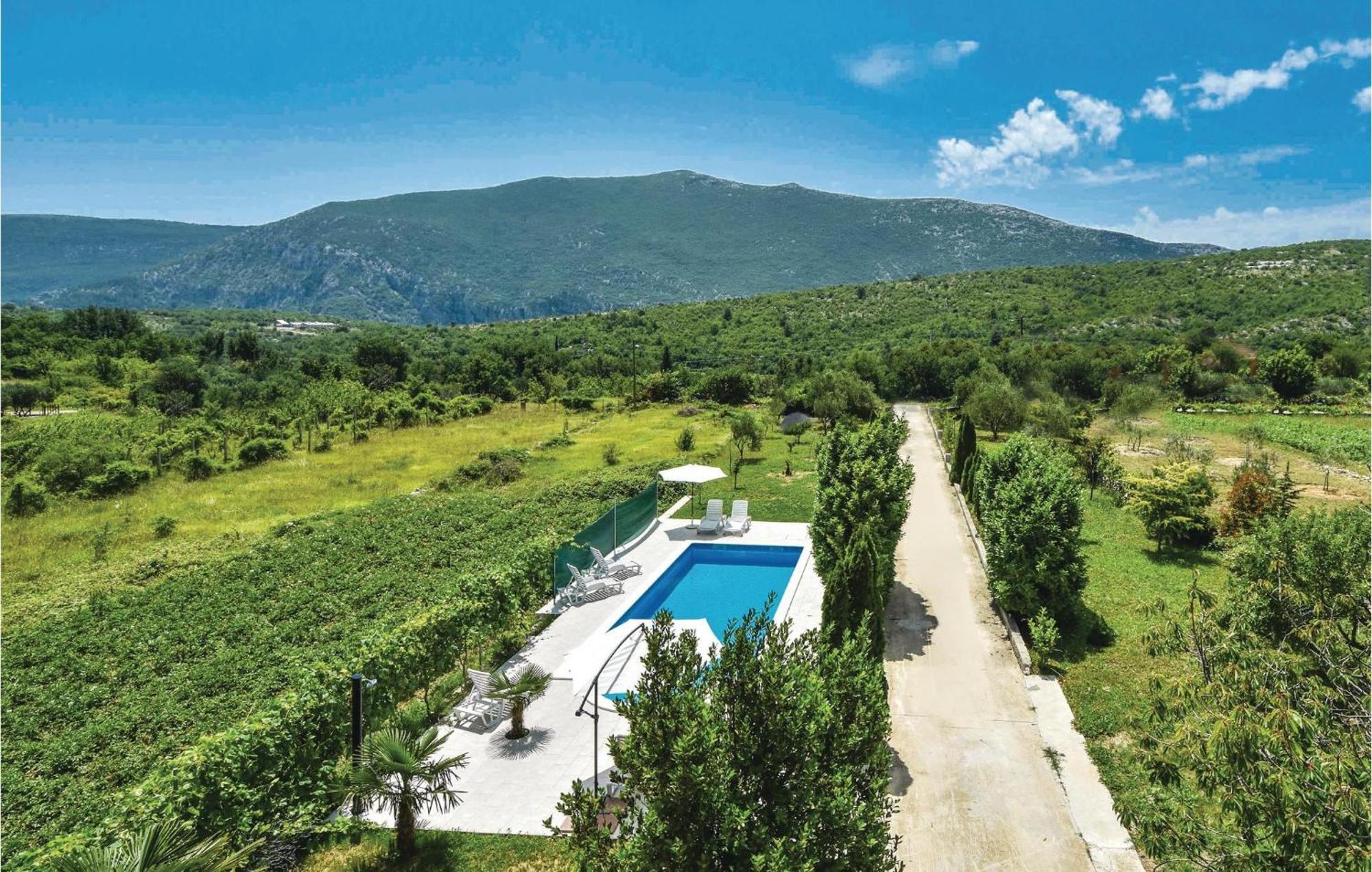 Nice Apartment In Ostrvica With Kitchen Εξωτερικό φωτογραφία